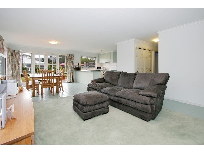 11 Pinoak Drive, Yarra Glen VIC 3775