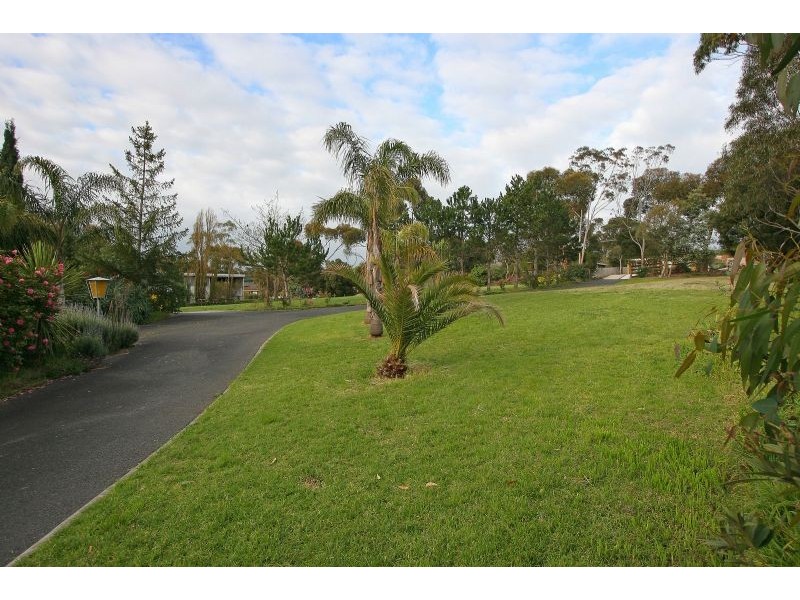 59 Edward Road, Chirnside Park VIC 3116