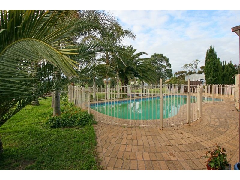 59 Edward Road, Chirnside Park VIC 3116