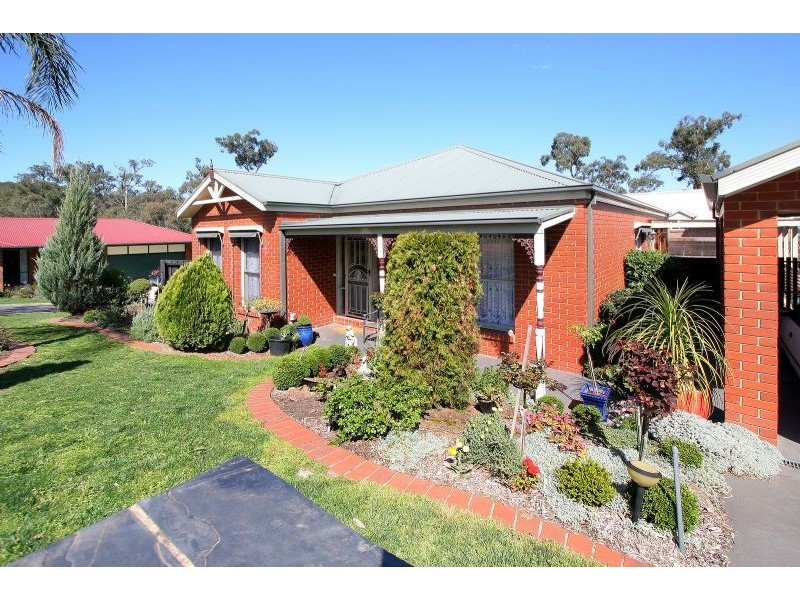 24 Parkside Close, Lilydale VIC 3140