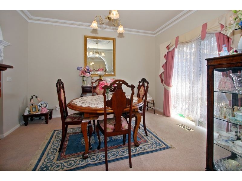 24 Parkside Close, Lilydale VIC 3140