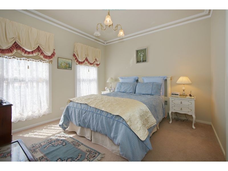 24 Parkside Close, Lilydale VIC 3140