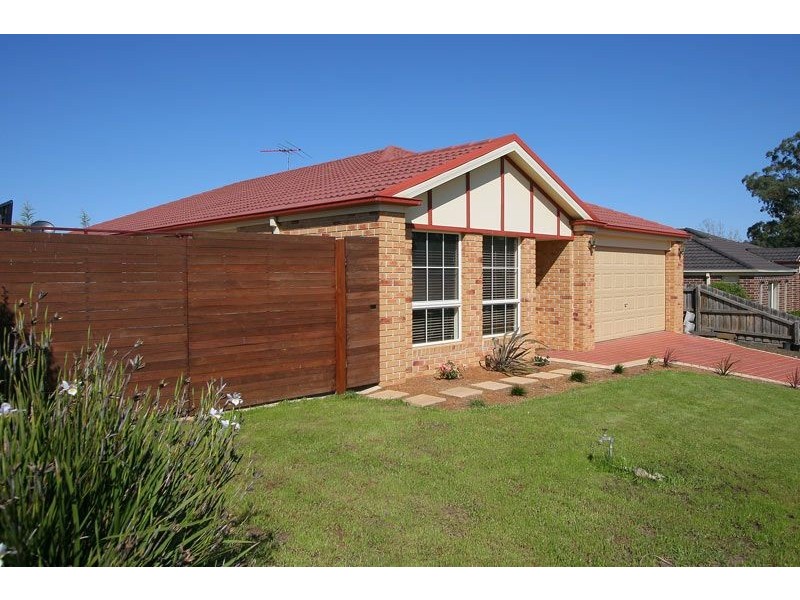 8 Paula Way, Chirnside Park VIC 3116