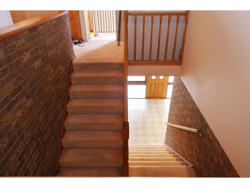 2 Wainewright, Mooroolbark VIC 3138