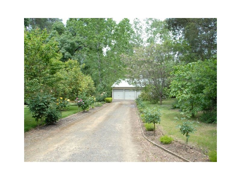 174 Warburton Highway, Lilydale VIC 3140