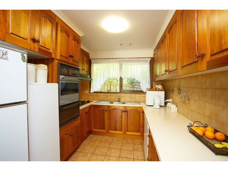 42 Landscape Drive, Mooroolbark VIC 3138