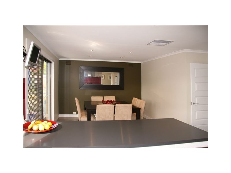 50 Savanna Drive, Mooroolbark VIC 3138