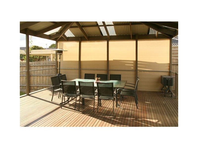 50 Savanna Drive, Mooroolbark VIC 3138