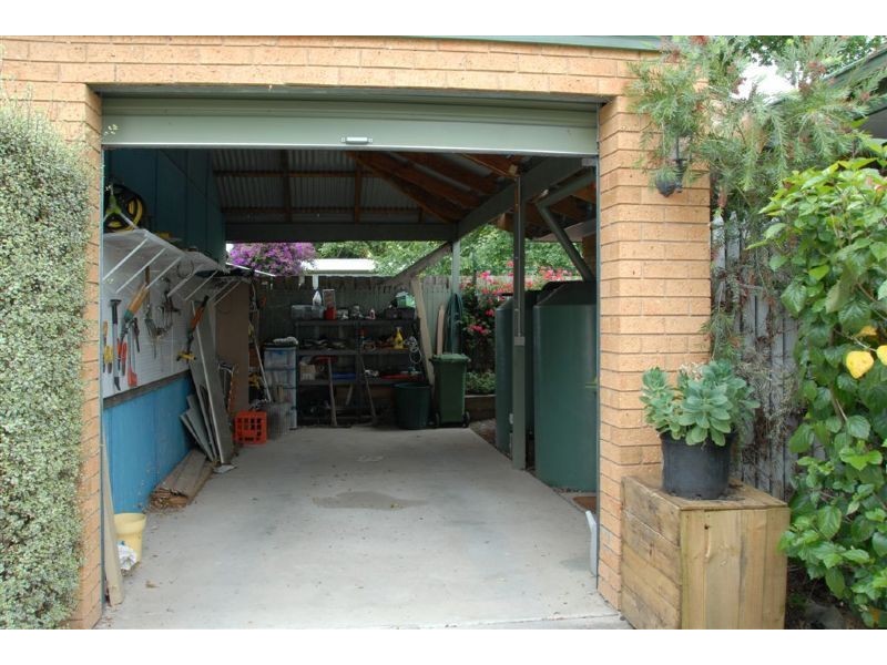 B/21 Beresford Road, Lilydale VIC 3140