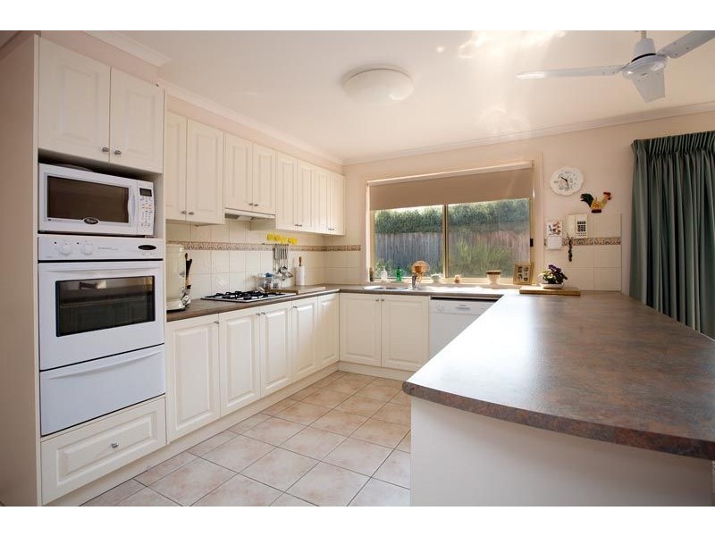 51 Regency Rise, Chirnside Park VIC 3116