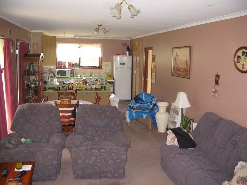 503 Warburton Hwy, Seville VIC 3139