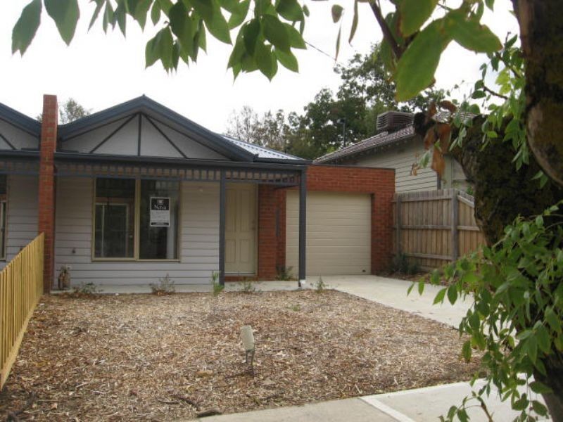 2/16 Chapel Street, Lilydale VIC 3140