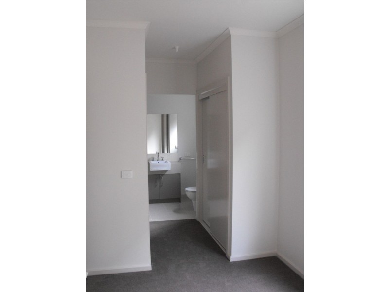 2/16 Chapel Street, Lilydale VIC 3140