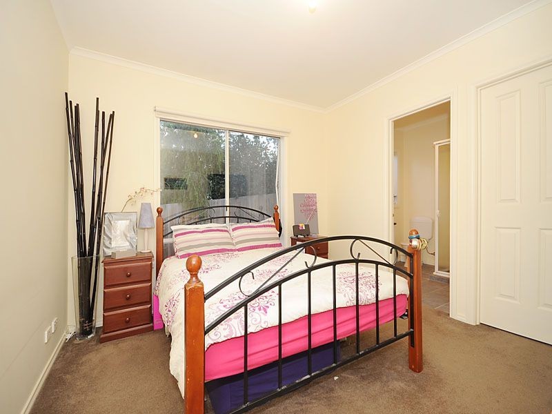 6 Willowtree Way, Chirnside Park VIC 3116