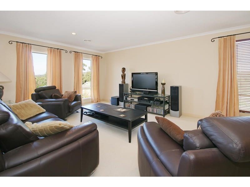 79 Regency Rise, Chirnside Park VIC 3116