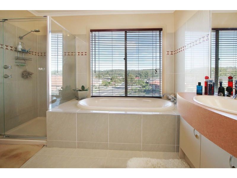 79 Regency Rise, Chirnside Park VIC 3116
