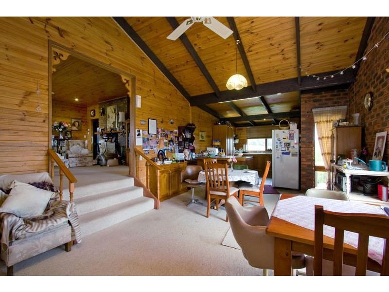 458 Queens Road, Wandin East VIC 3139