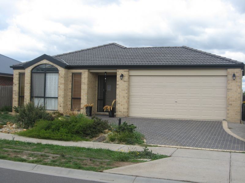 40 Pinoak Drive, Yarra Glen VIC 3775