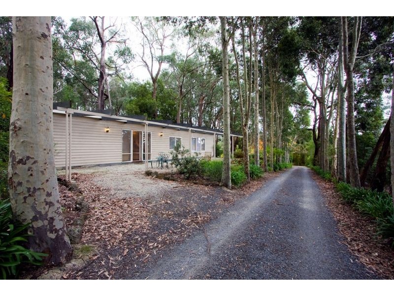 25 Bailey Grove, Wandin North VIC 3139