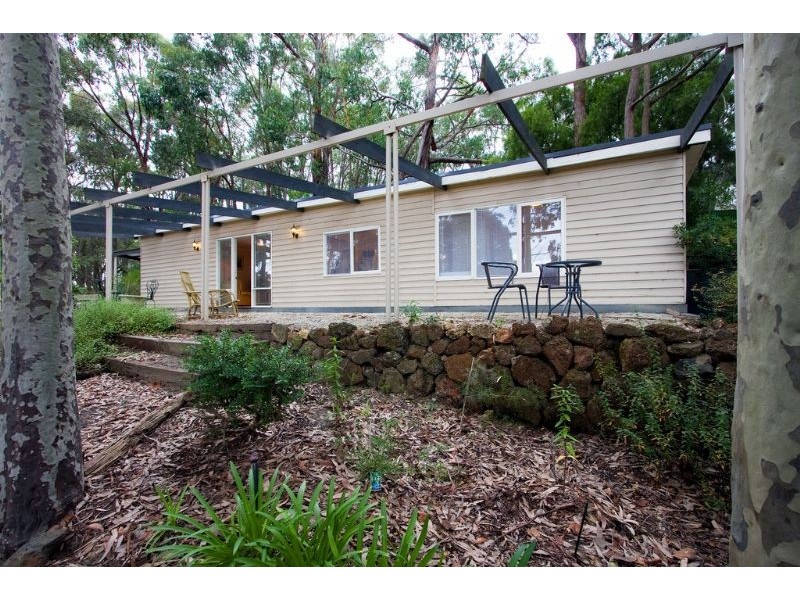 25 Bailey Grove, Wandin North VIC 3139
