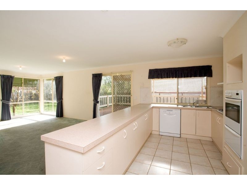 13 Newhaven Court, Lilydale VIC 3140