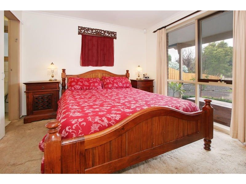 6 Vigano Court, Mooroolbark VIC 3138