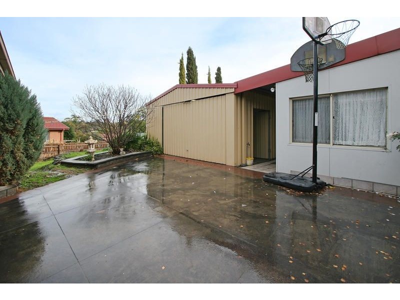 6 Vigano Court, Mooroolbark VIC 3138