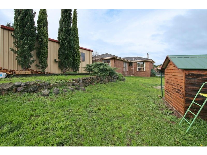 6 Vigano Court, Mooroolbark VIC 3138