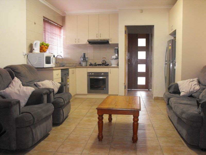 18 Little John Road, Ringwood North VIC 3134