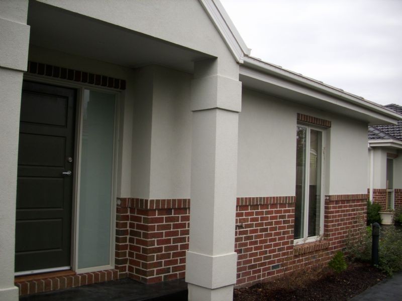 2/10 Deschamps Street, Lilydale VIC 3140