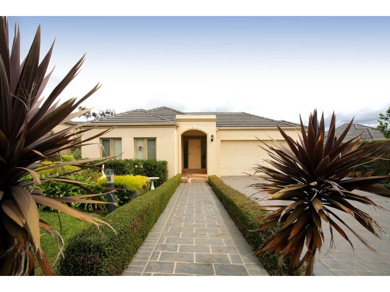 23 St John Circle, Chirnside Park VIC 3116