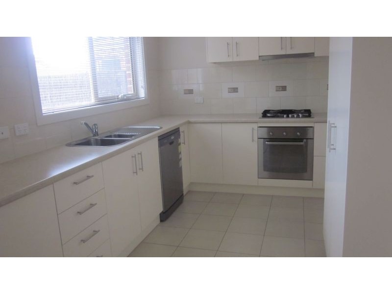 1/36 Kidgell Street, Lilydale VIC 3140