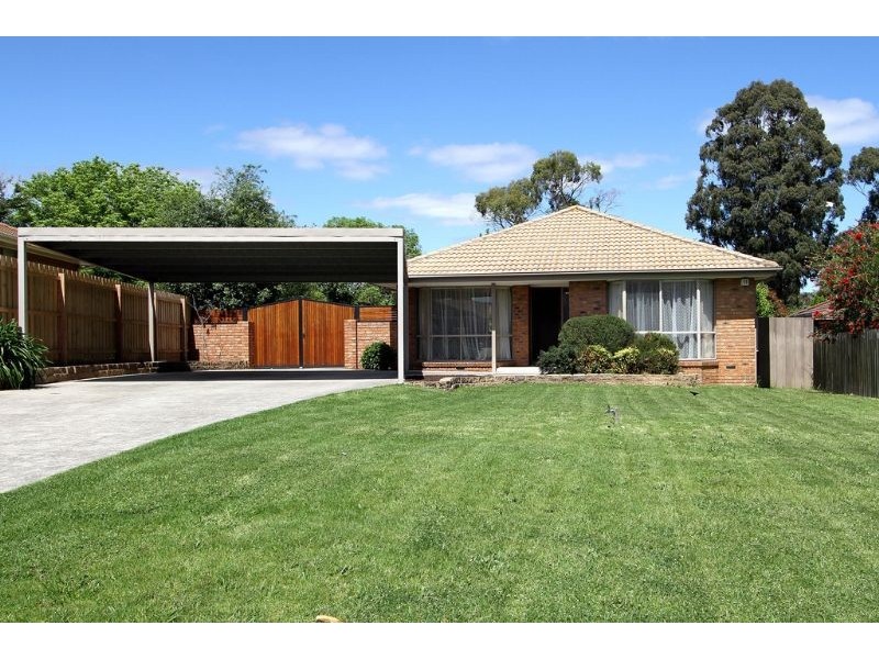 19 Day Crescent, Bayswater North VIC 3153