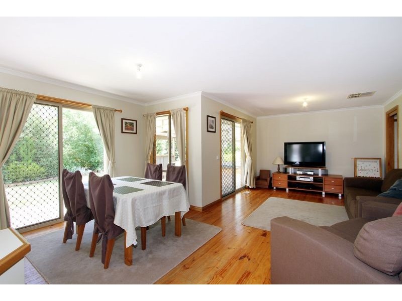 19 Day Crescent, Bayswater North VIC 3153