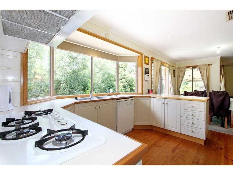 19 Day Crescent, Bayswater North VIC 3153