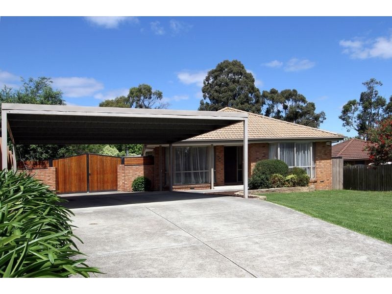 19 Day Crescent, Bayswater North VIC 3153