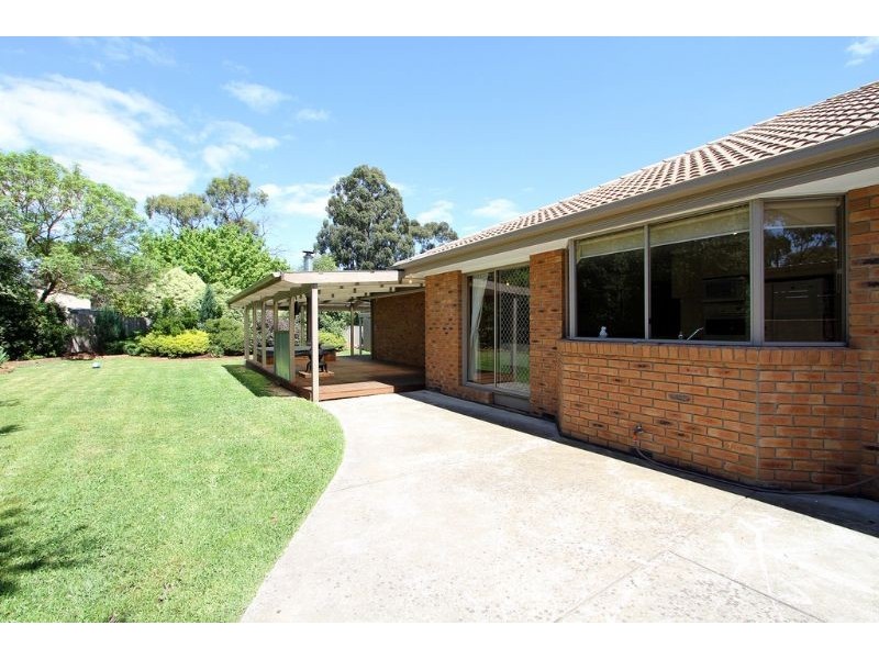 19 Day Crescent, Bayswater North VIC 3153