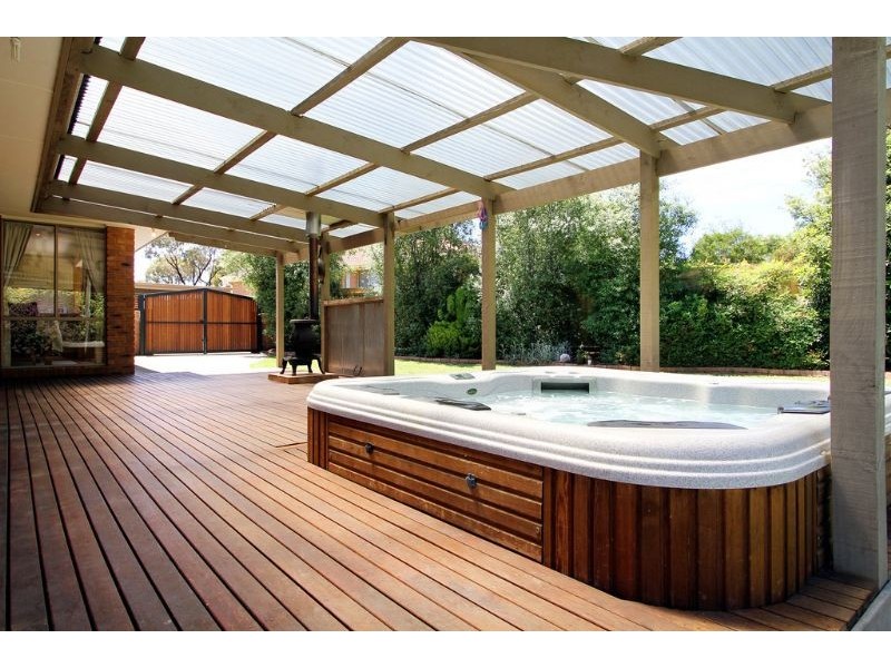 19 Day Crescent, Bayswater North VIC 3153