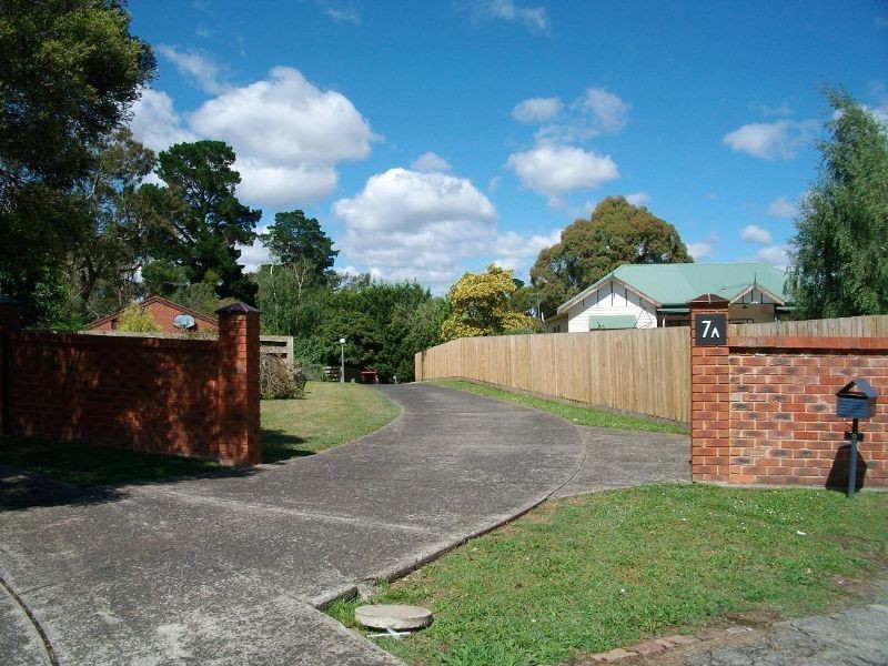 1/7a Bradman Avenue, Mount Evelyn VIC 3796