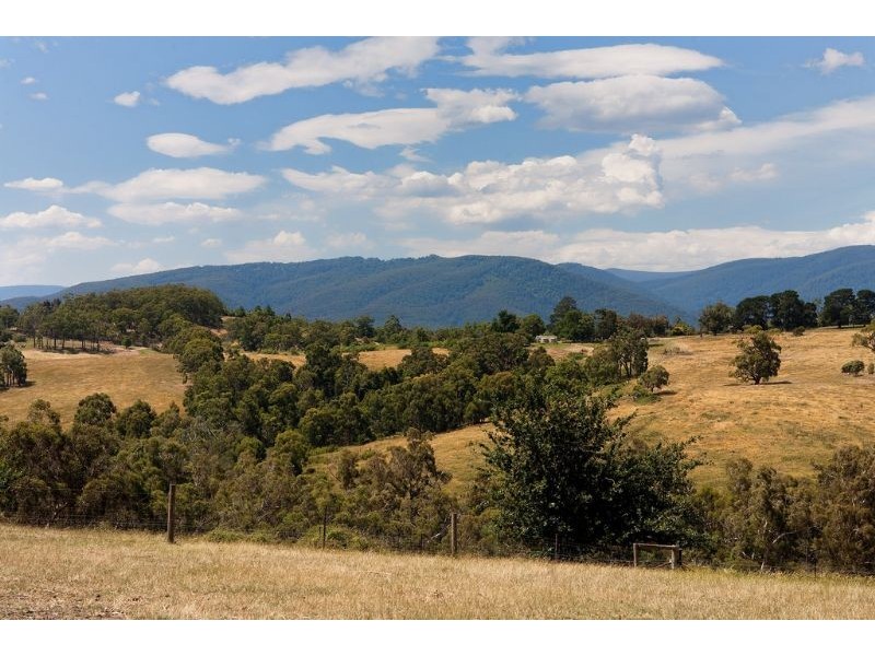 60 Longs Road, Woori Yallock VIC 3139