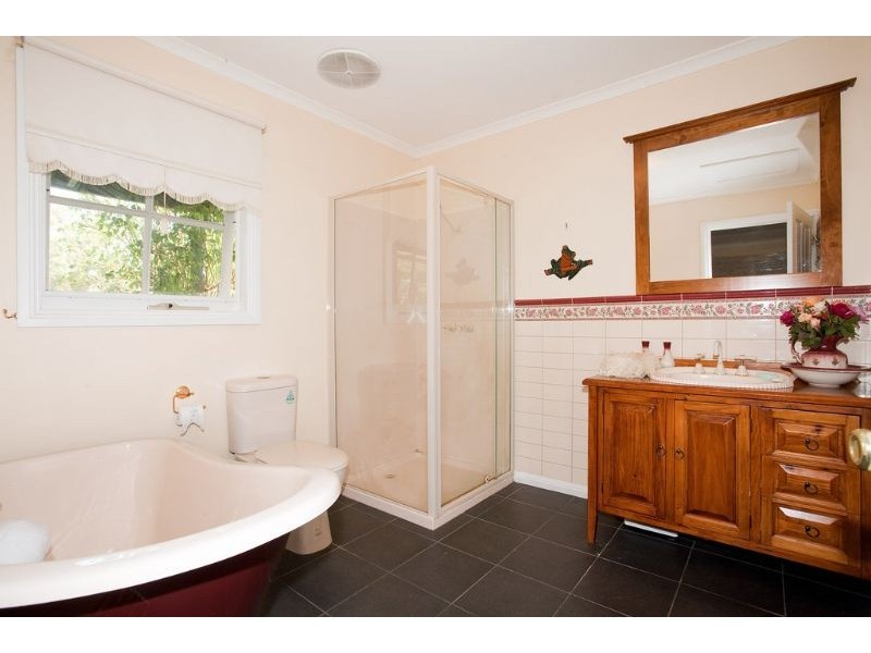 60 Longs Road, Woori Yallock VIC 3139