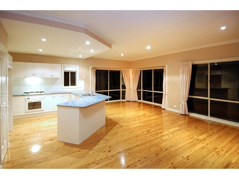 25 Saddleback Ridge, Chirnside Park VIC 3116