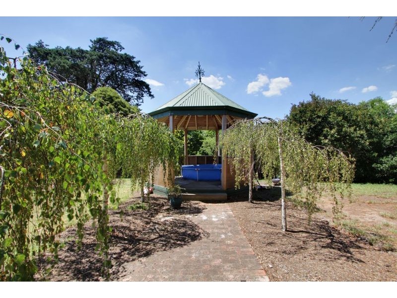 365 Clegg Road, Wandin North VIC 3139