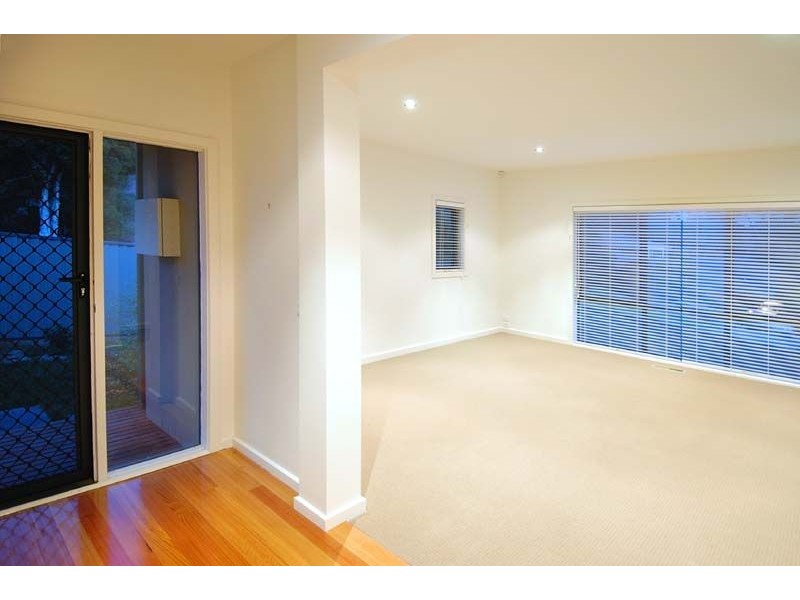 2 Valley Ho Road, Chirnside Park VIC 3116