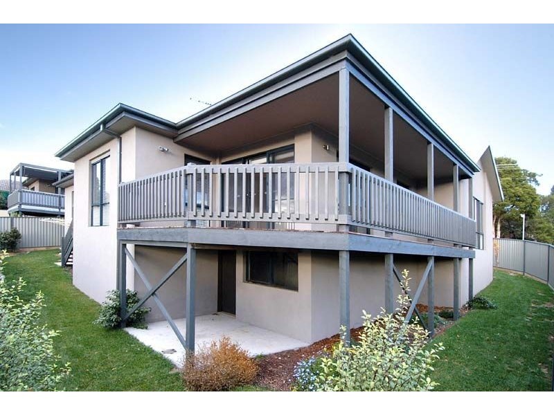 2 Valley Ho Road, Chirnside Park VIC 3116