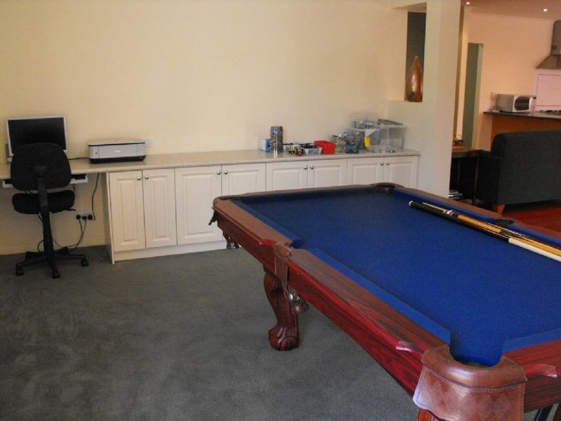 16 Paris Court, Mooroolbark VIC 3138