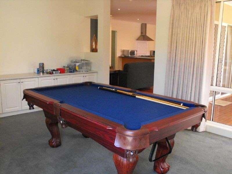 16 Paris Court, Mooroolbark VIC 3138