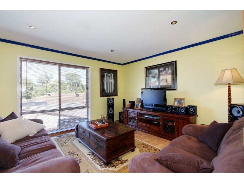 1 Rolaine Close, Lilydale VIC 3140
