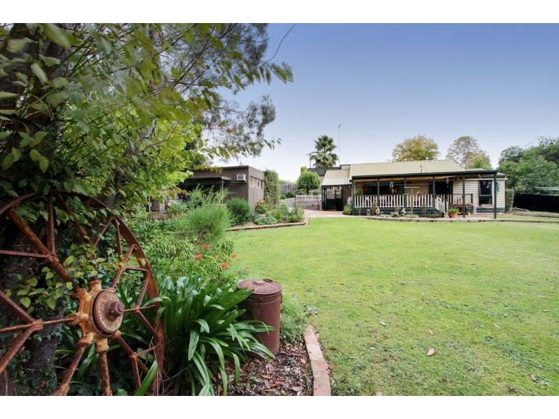 7 Matthews Court, Launching Place VIC 3139