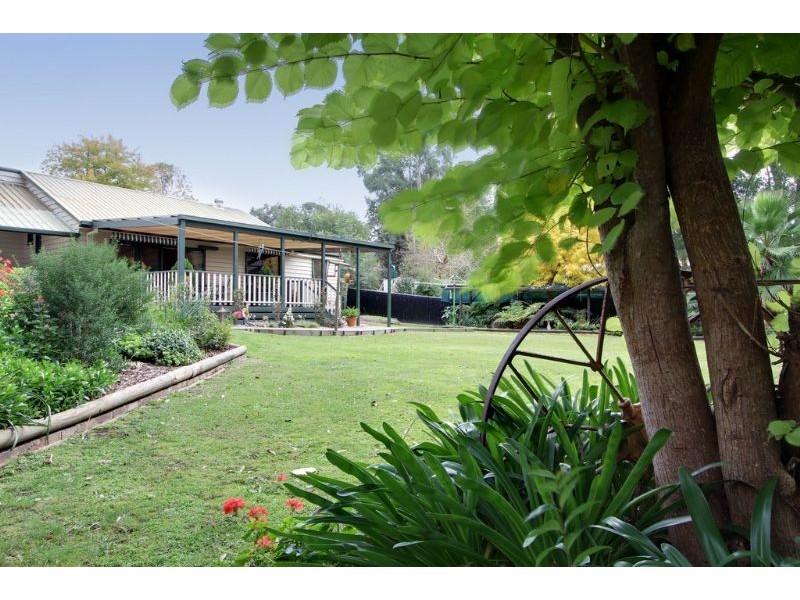 7 Matthews Court, Launching Place VIC 3139